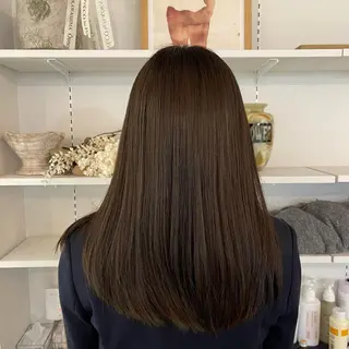 カラー ボブ/レイヤー /河内温太のヘアスタイル