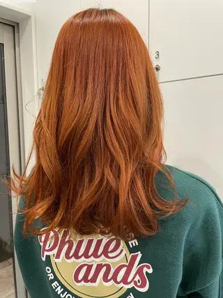 セミロング カラー RUQWA所属・中根 麻友香のヘアスタイル