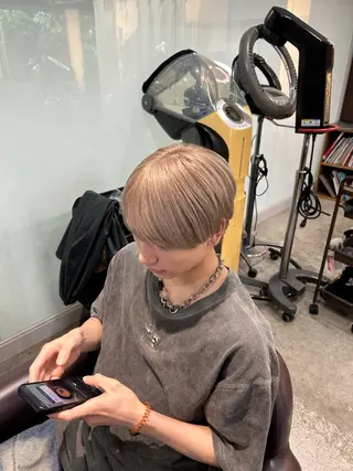 カラー メンズ 坂本奈都美 🎀のヘアスタイル