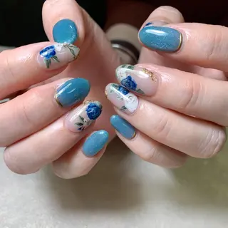 ネイル atelier FIORITURA所属・FIORITURA aiのネイルデザイン