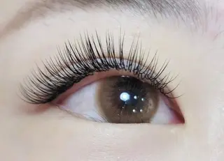 マツエク・マツパ まつ毛専門店　mauvé所属・横道 亜美のマツエク・マツパデザイン