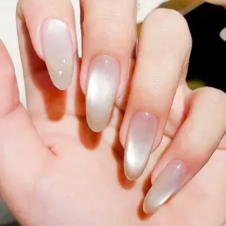 ネイル salon GOLD フォンのネイルデザイン