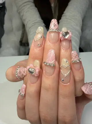 ネイル Li'a nail所属・Li'a AYAKAのネイルデザイン