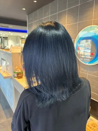 ミディアム カラー ブルーバイブレーション所属・中山 美空🌙のヘアスタイル