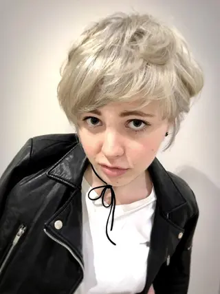 ショート カラー Lafesta HAIR和歌山駅前店のヘアスタイル