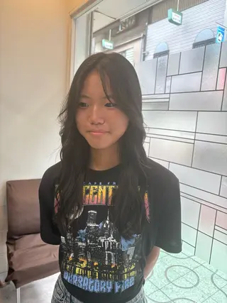 セミロング 艶髪🥣透明感カラー 🫧前田奈津実のヘアスタイル