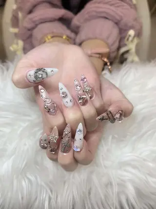 ネイル ゴテゴテ ネイルのネイルデザイン