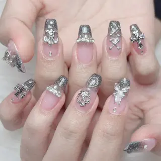 ネイル DEMAIN- 🌹のネイルデザイン