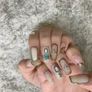 ネイル charme所属・. SHIORIのネイルデザイン