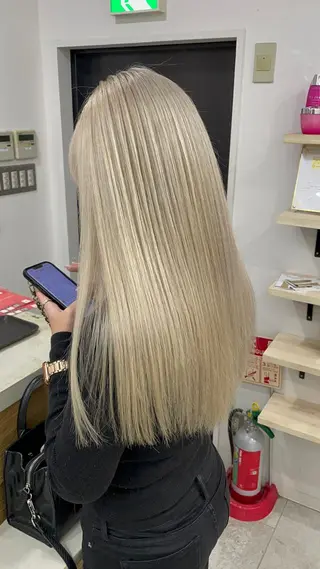 ロング gisele所属・小山 一之のヘアスタイル