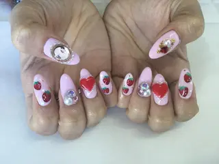 ネイル 💎🐰 saki. m 🐰💎のネイルデザイン