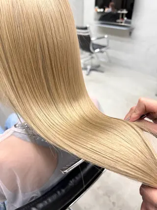 ロング カラー 染谷 遥花のヘアスタイル