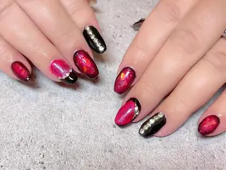 ネイル SINCERELY シンシアリー🌈のネイルデザイン