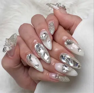 ネイル Tira Nailのネイルデザイン