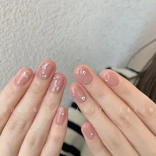 カラー Queen’s 歌舞伎町店のネイルデザイン