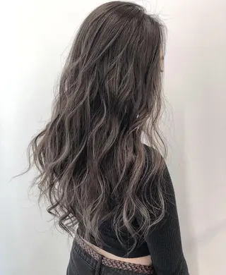 ロング カラー ヘアアレンジ 【公式】amble luxe池袋東口🩷のヘアスタイル