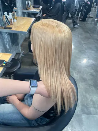 ロング カラー ハイトーン 横浜💞ミオのヘアスタイル