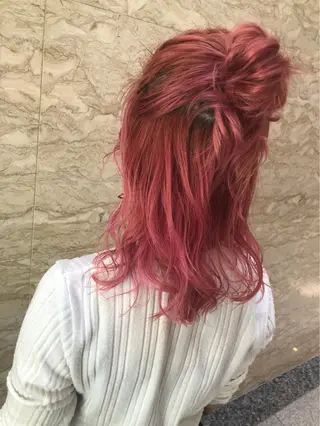 セミロング カラー ヘアアレンジ Zina天王寺 CHIAKIのヘアスタイル