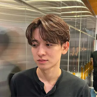 カラー メンズ ミルクティーベージュ /sara💛のヘアスタイル