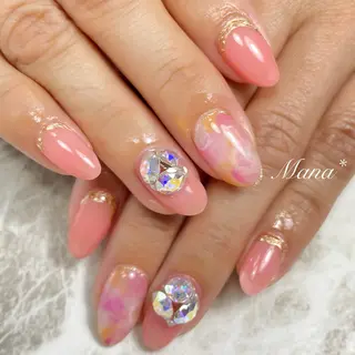 ミディアム 塚田 由香里のネイルデザイン