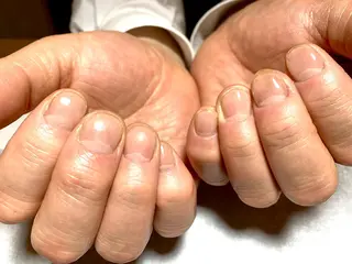 メンズ ネイル メンズトータルビューティーwellnessMARCA所属・【メンズ美容】 三浦かえでのネイルデザイン