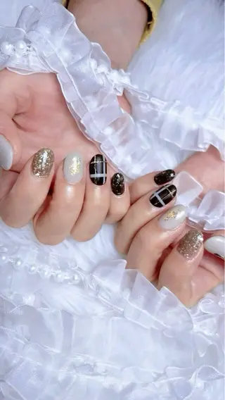 ネイル 𝑬𝑹𝑰𝑲𝑨 𓂃🎀𓈒𓏸のネイルデザイン