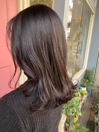 ミディアム カラー ヘアアレンジ 石川 晃也のヘアスタイル