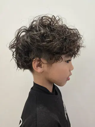 キッズ メンズ パーマ - ̗̀⋆͛ 東山 侑以🎮𓈒⋆͛のヘアスタイル