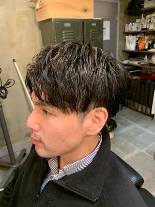 ショート パーマ メンズ CARNEL所属・メンズ専門CANEL かずまのヘアスタイル