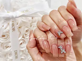 ネイル ✨Nailsalon Vi+✨のネイルデザイン