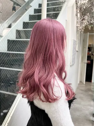 ロング カラー ayano/天神 ハイトーン/ブリーチのヘアスタイル