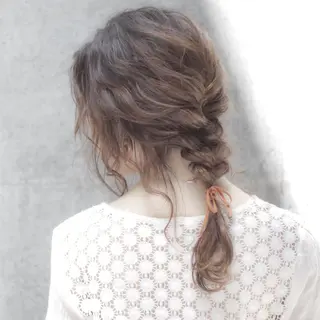 ヘアアレンジ ハリウッドブロウ LAID BACKの眉毛・アイブロウイメージ