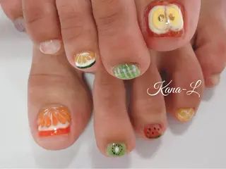 カラー ネイル 芦辺 香奈のネイルデザイン