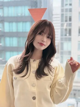 セミロング 裕千/くびれヘア/ 韓国風ヘア/顔まわりのヘアスタイル