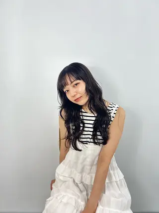 ロング カラー パーマ チアキ ジュリのヘアスタイル