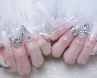 ネイル リリ 奈🎀のネイルデザイン