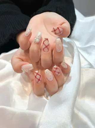 ネイル classic 新横浜所属・山田 暉のネイルデザイン