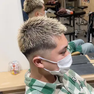 カラー メンズ Le'a所属・渋谷/フェード/ 國分 翔のヘアスタイル