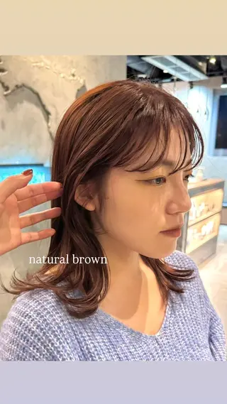 セミロング カラー 艶髪/トリートメント ⭐️KIRARI⭐️のヘアスタイル