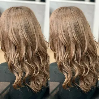 セミロング SALOWIN心斎橋Suite店所属・ブリーチ毛にもできる 縮毛矯正|鷹司郎のヘアスタイル