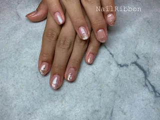 ネイル ネイルリボン 受付スタッフのネイルデザイン