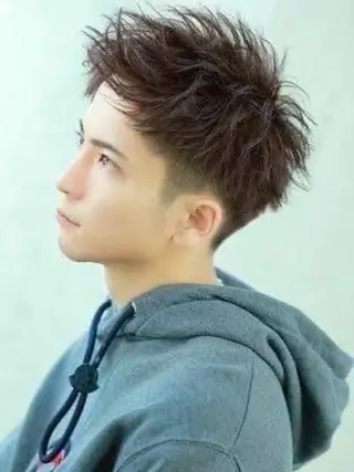 メンズ Earth 重本隆之介のヘアスタイル