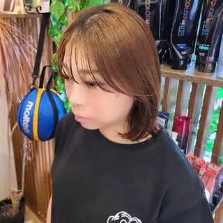 ミディアム シ マのヘアスタイル