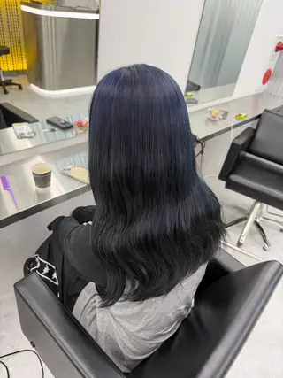 セミロング うる艶🫧寒色カラー 💜🦋🫧ミズキのヘアスタイル