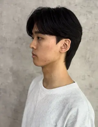 ショート カラー パーマ メンズ 森下 佑大のヘアスタイル