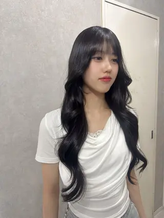 ロング カラー 赤み無し柔らかカラー 【梅田】madokaのヘアスタイル