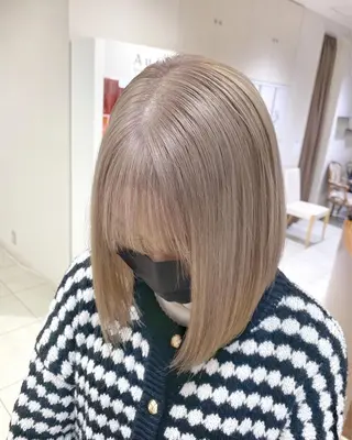 ショート カラー ブリーチ指名No.1 Daikiのヘアスタイル