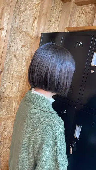 ショート ☘️ハイトーンボブ ☘️初めてのボブ💫のヘアスタイル