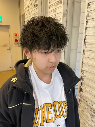 ショート パーマ メンズ パーマ特化 motooのヘアスタイル