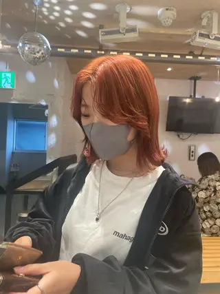 セミロング カラー LUNTY NAMBA所属・艶ハイトーン👑♡ NATSUKIのヘアスタイル